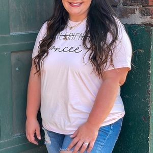 Plus Size Girlfriend Fiancée Shirt Blush/Light pink